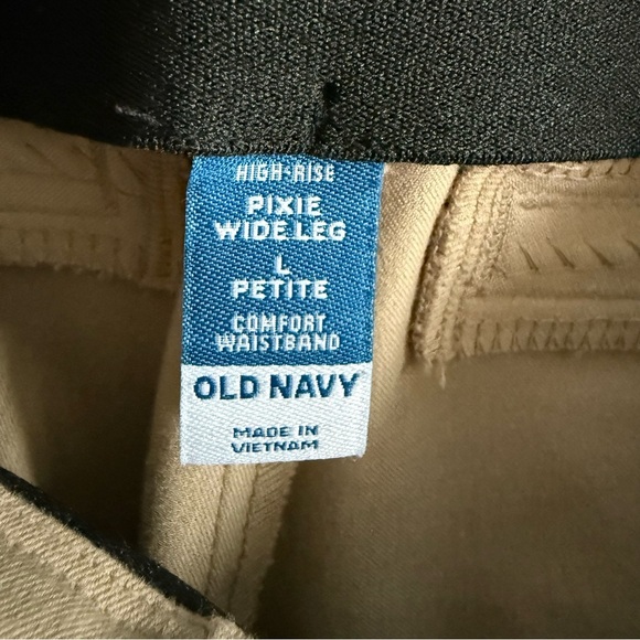 Old Navy Petite Pixie High Rise Wide Leg Cream Pants 32x28 Pull On - Picture 3 of 5